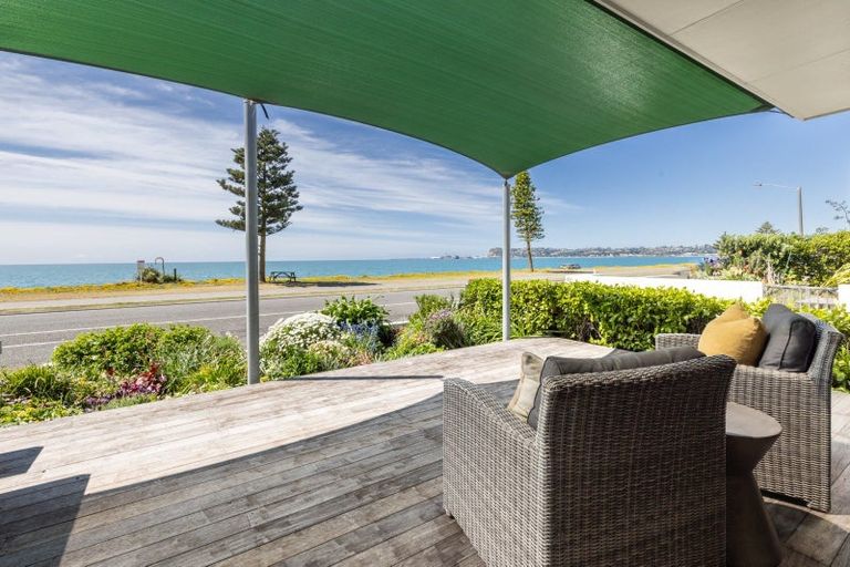 Photo of property in 77 The Esplanade, Westshore, Napier, 4110