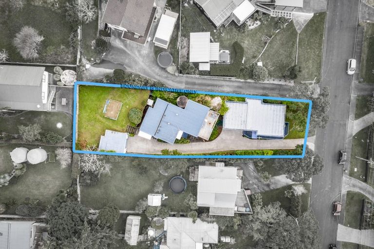 Photo of property in 53 Elliston Crescent, Stanmore Bay, Whangaparaoa, 0932