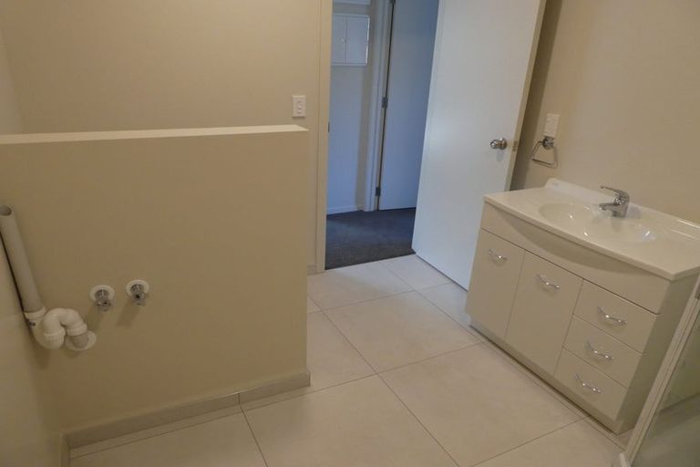 Photo of property in 70 County Road, Torbay, Auckland, 0630