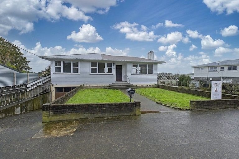 Photo of property in 303 High Street, Eltham, 4322