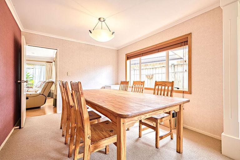 Photo of property in 14 Cyril French Drive, Flat Bush, Auckland, 2016