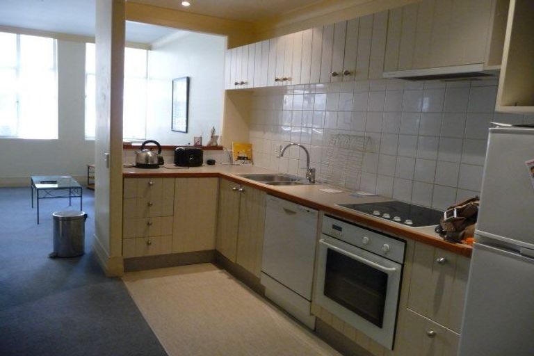 Photo of property in Kelvin House, 1a/16 The Terrace, Wellington Central, Wellington, 6011