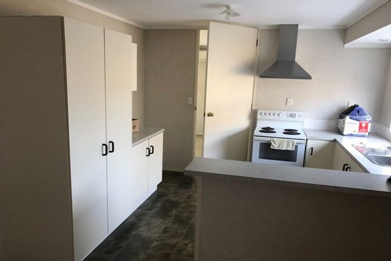 Photo of property in 1/9 Midvale Place, Burswood, Auckland, 2013