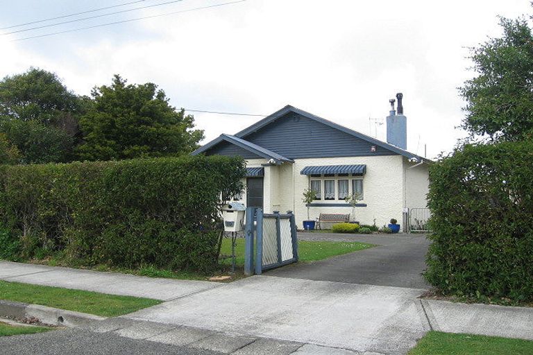 Photo of property in 19 Bailey Street, Feilding, 4702