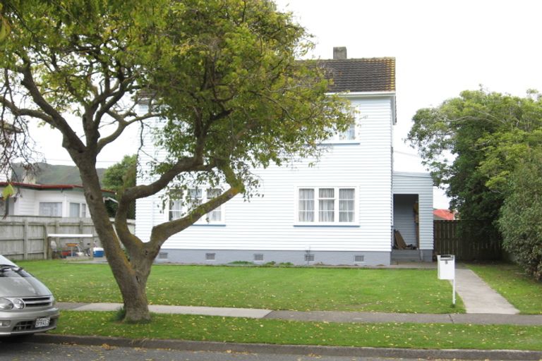 Photo of property in 5 Meldrum Street, Naenae, Lower Hutt, 5011