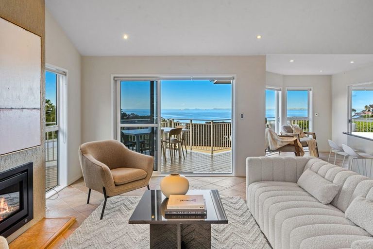 Photo of property in 88 Churchill Road, Murrays Bay, Auckland, 0630