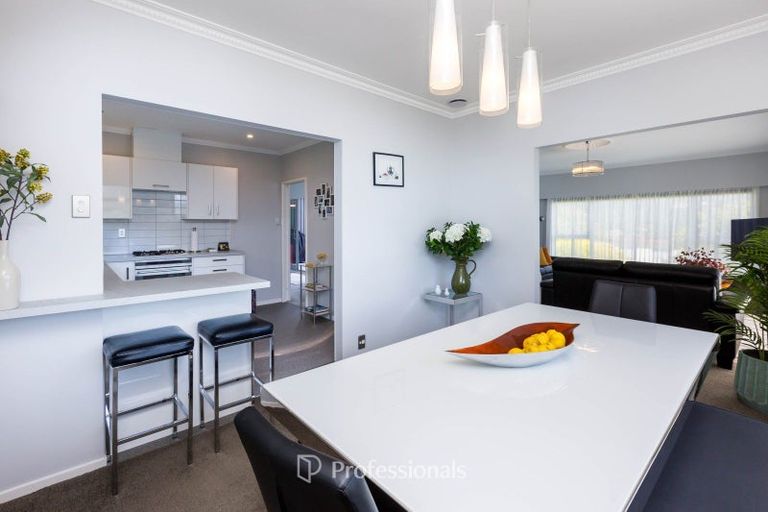 Photo of property in 18 Dalton Grove, Stokes Valley, Lower Hutt, 5019