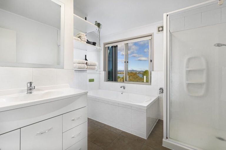 Photo of property in 77 Goods Road, Otumoetai, Tauranga, 3110