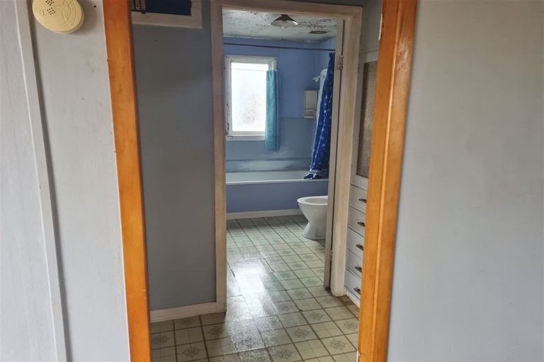 Photo of property in 19 Rimu Street, Hawera, 4610