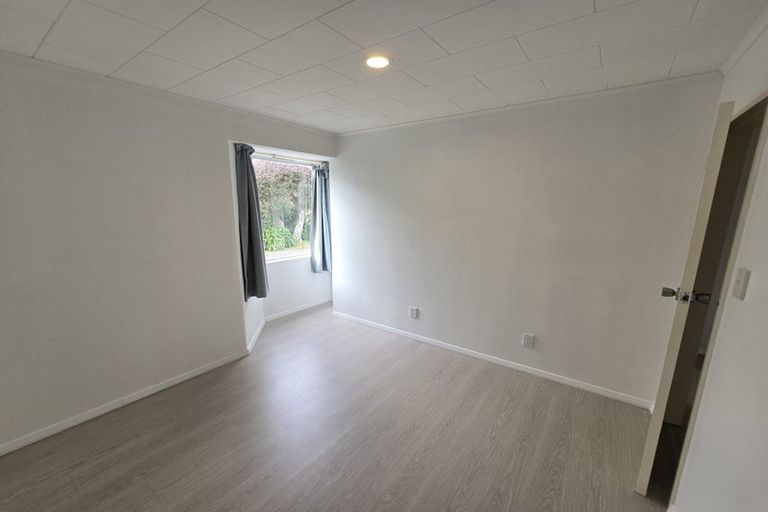 Photo of property in 4 Kiwi Road, Raumati Beach, Paraparaumu, 5032