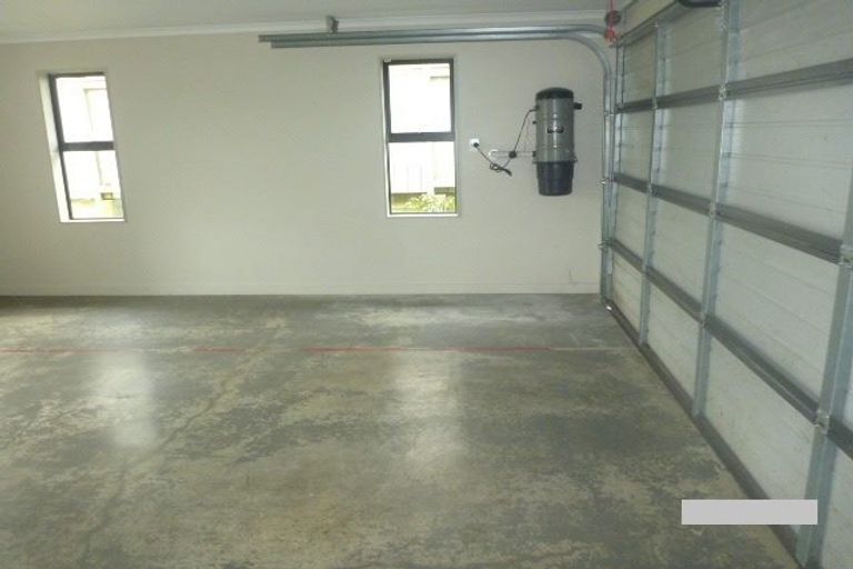 Photo of property in 91 Keri Vista Rise, Papakura, 2110