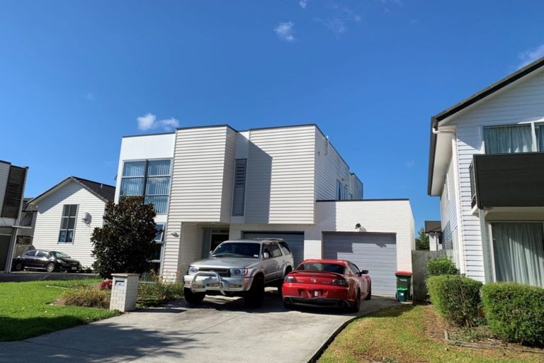 Photo of property in 5 Phar Lap Crescent, Takanini, 2112