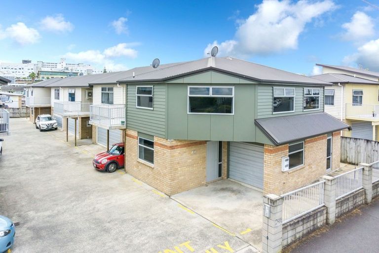 Photo of property in 1/11 Beatty Street, Melville, Hamilton, 3206