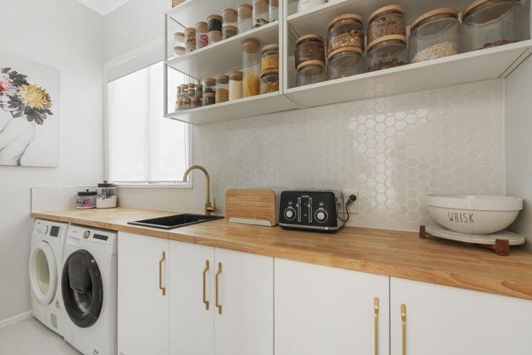 Photo of property in 140 Renall Street, Masterton, 5810