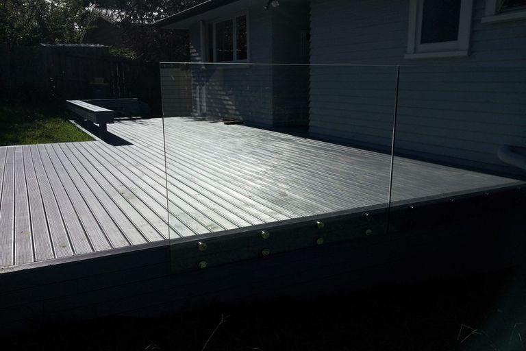 Photo of property in 67 Eskdale Road, Birkdale, Auckland, 0626