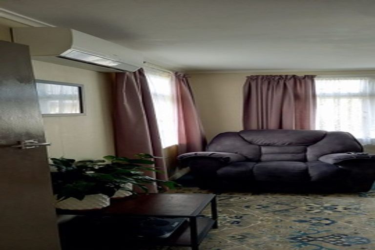 Photo of property in 4 Rosedale Place, Levin, 5510