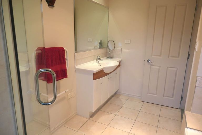 Photo of property in 43 Raukawa Drive, Bethlehem, Tauranga, 3110