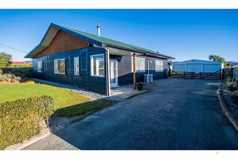 Photo of property in 10 Studholme Street, Waimate, 7924