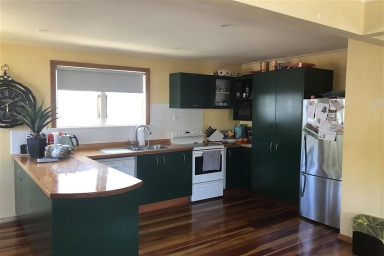 Photo of property in 12 Rintoul Grove, Stokes Valley, Lower Hutt, 5019