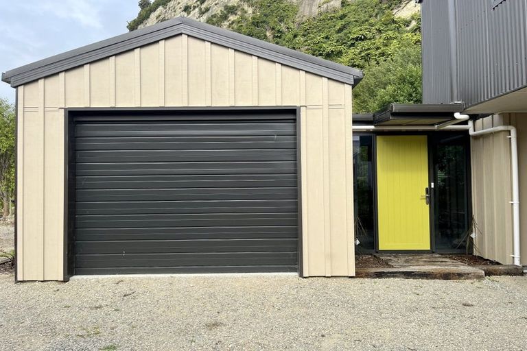 Photo of property in 4 Horncastle Crescent, Little Wanganui, Karamea, 7893