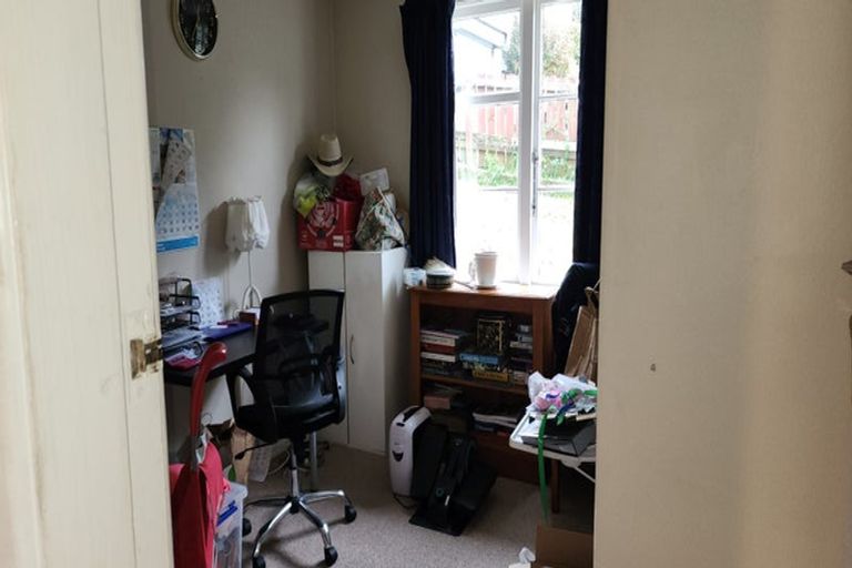 Photo of property in 2 Bledisloe Crescent, Wainuiomata, Lower Hutt, 5014