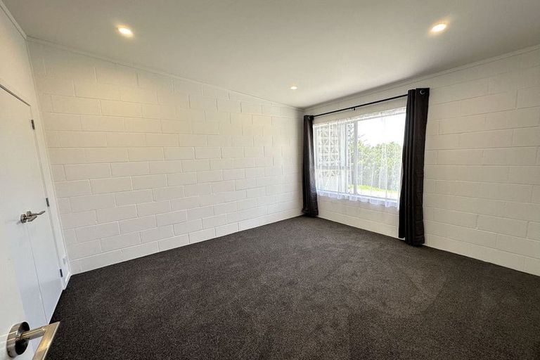 Photo of property in 2/6 Anne Road, Hillcrest, Auckland, 0627