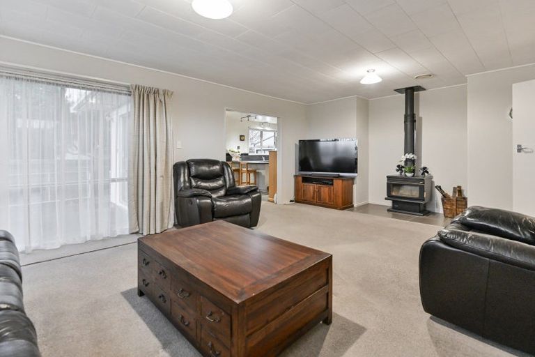 Photo of property in 168 Flaxmere Avenue, Flaxmere, Hastings, 4120