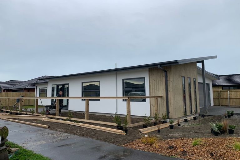 Photo of property in 30 Blakes Road, Belfast, Christchurch, 8051