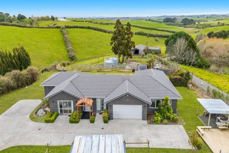 Photo of property in 130 Irwin Road, Kingseat, Pukekohe, 2679