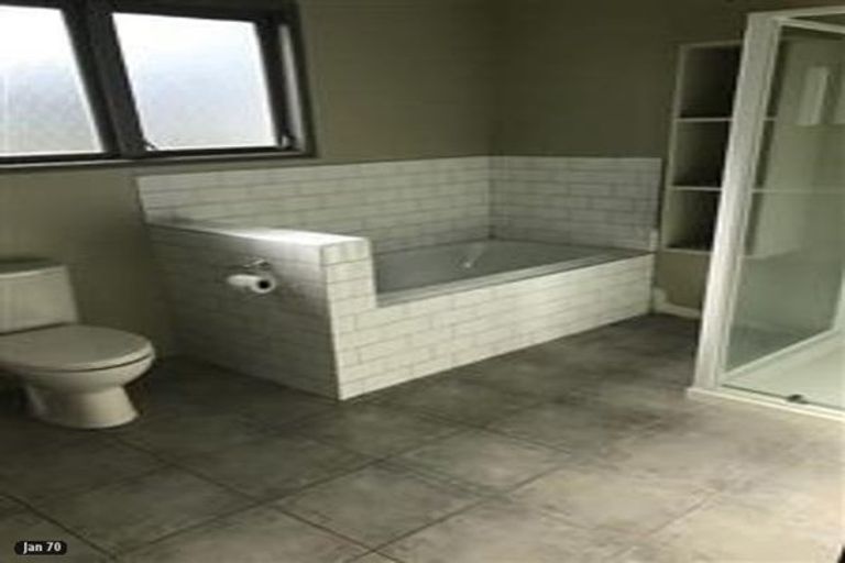 Photo of property in 7 Waimarie Road, Whenuapai, Auckland, 0618