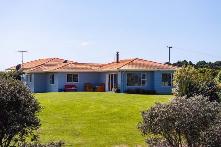 Photo of property in 347 Campbell Road, Parua Bay, Onerahi, 0192