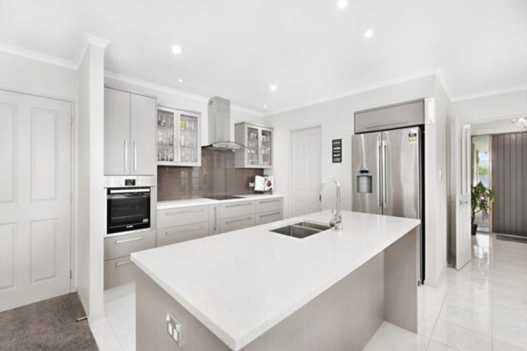 Photo of property in 16 Lynley Drive, West Melton, 7618