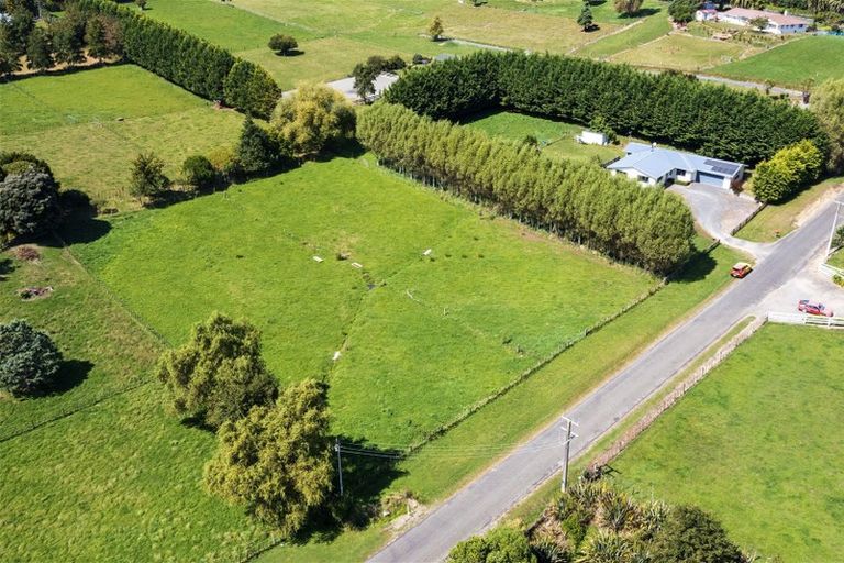 Photo of property in 52 Papaitonga Lake Road, Ohau, Levin, 5570