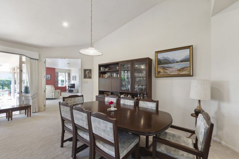 Photo of property in 84 Rushgreen Avenue, Pahurehure, Papakura, 2113