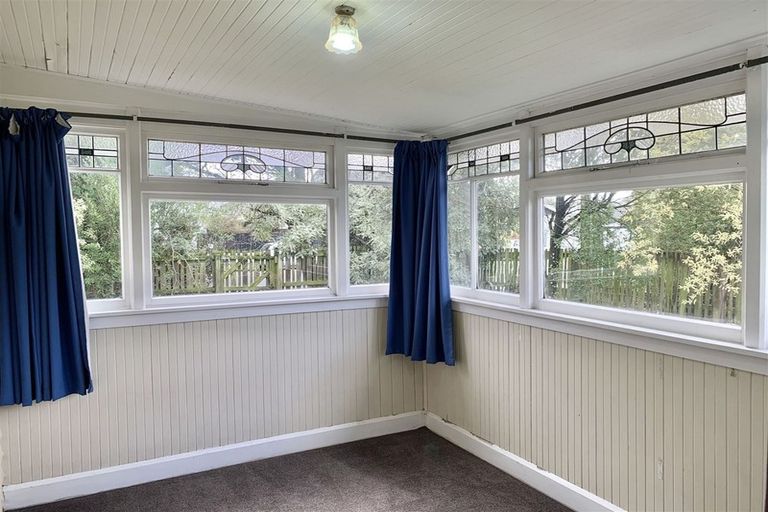 Photo of property in 6 Avonhead Road, Avonhead, Christchurch, 8042