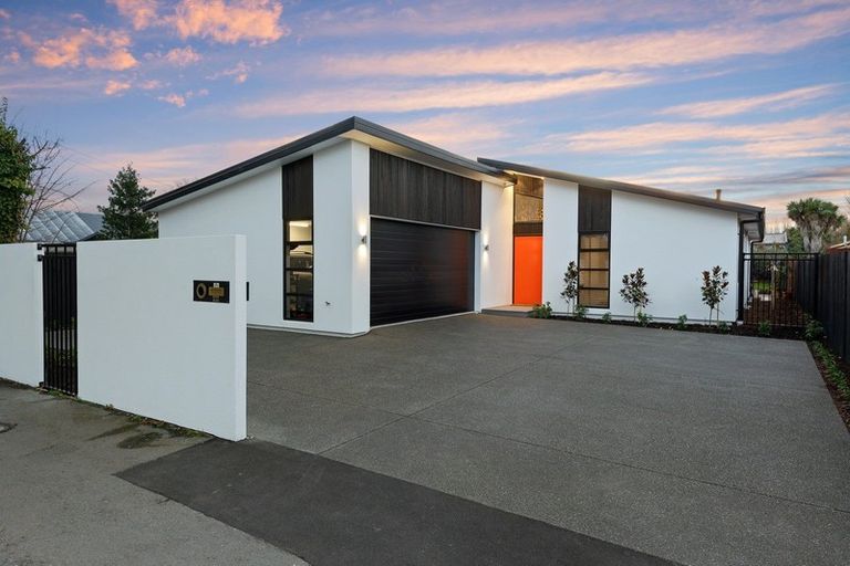 Photo of property in 111 Tomes Road, St Albans, Christchurch, 8052