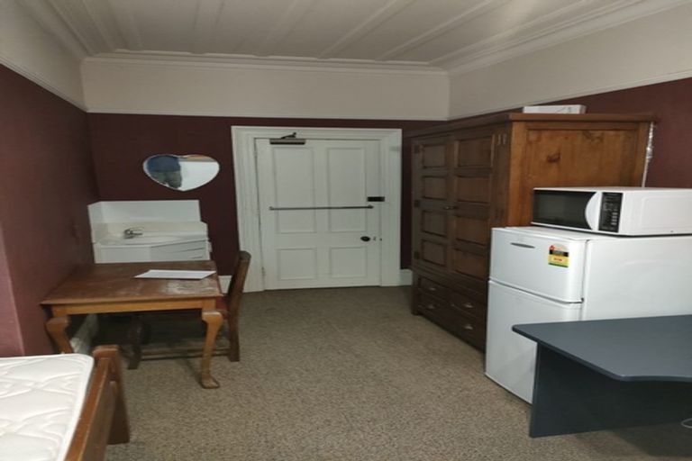 Photo of property in 6 Heriot Row, Dunedin Central, Dunedin, 9016