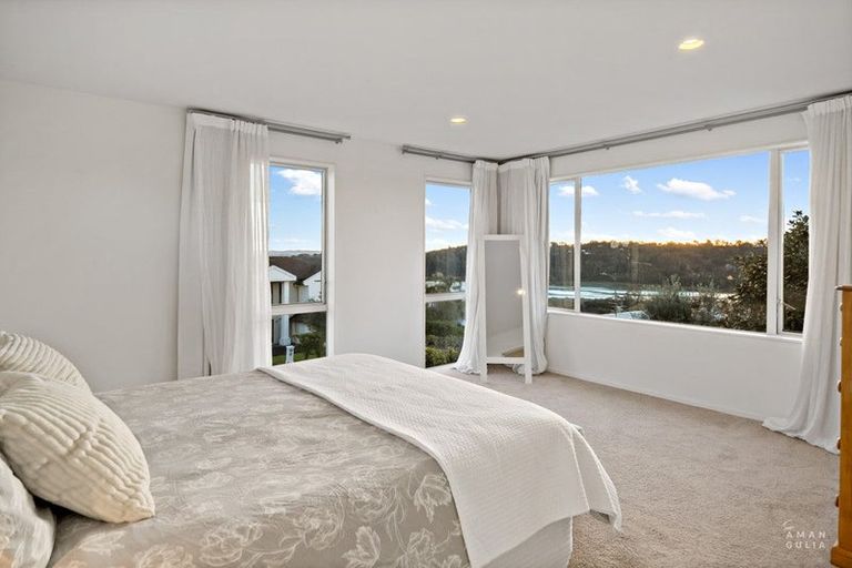 Photo of property in 39 Kittiwake Drive, Schnapper Rock, Auckland, 0632