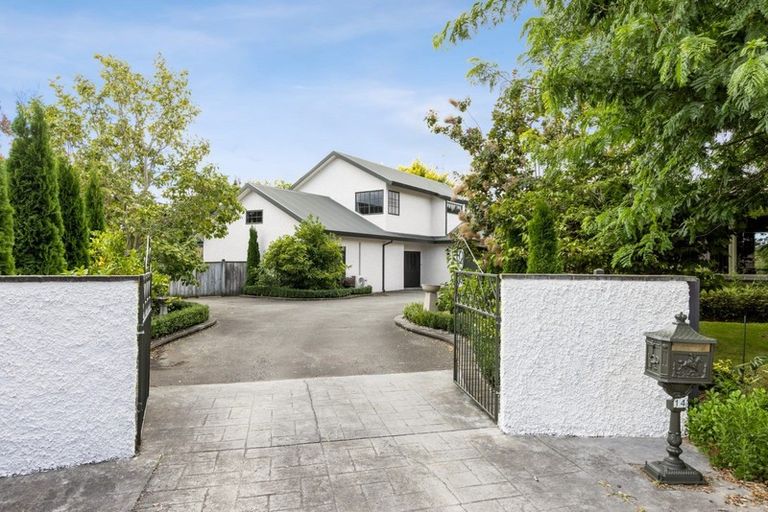 Photo of property in 14 Kingsgate Lane, Havelock North, 4130