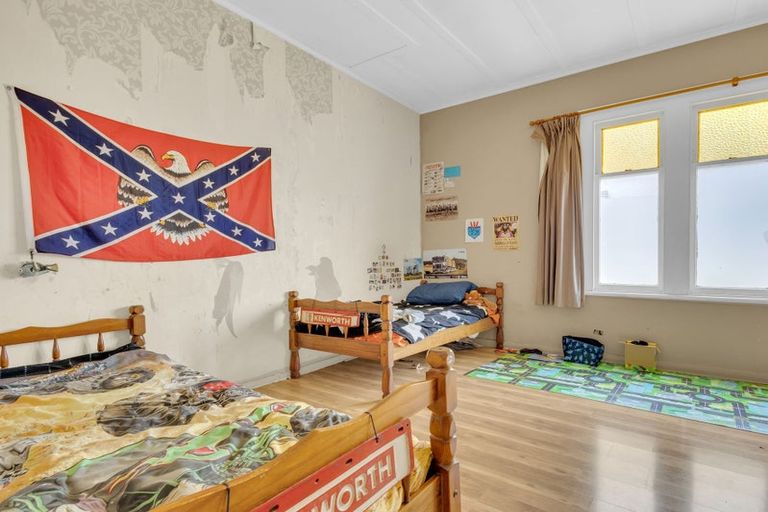 Photo of property in 61 Swinburn Street, Dannevirke, 4930