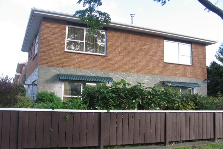 Photo of property in 8a Epuni Street, Hutt Central, Lower Hutt, 5011