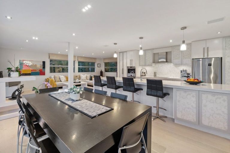 Photo of property in 39 Maritime Terrace, Birkenhead, Auckland, 0626