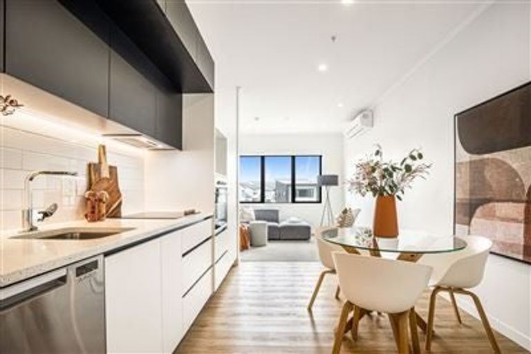 Photo of property in 22/194 Buckley Avenue, Hobsonville, Auckland, 0616