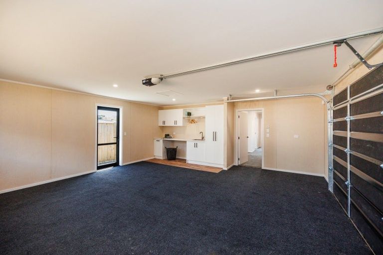 Photo of property in 87 Freedom Drive, Kelvin Grove, Palmerston North, 4470