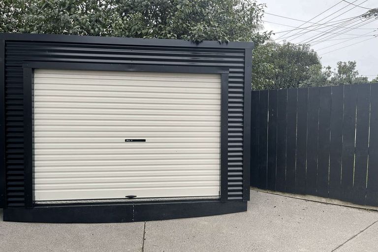 Photo of property in 2/112 Lake Road, Belmont, Auckland, 0622