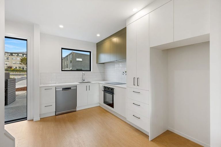 Photo of property in 19 Taiko Lane, Glenfield, 0629