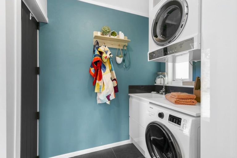 Photo of property in 59c Volga Street, Island Bay, Wellington, 6023