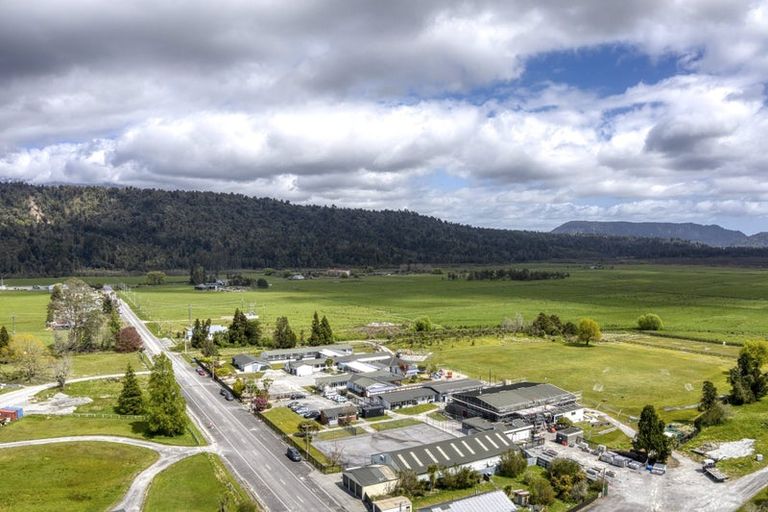 Photo of property in 86 Wanganui Flat Road, Harihari, 7884