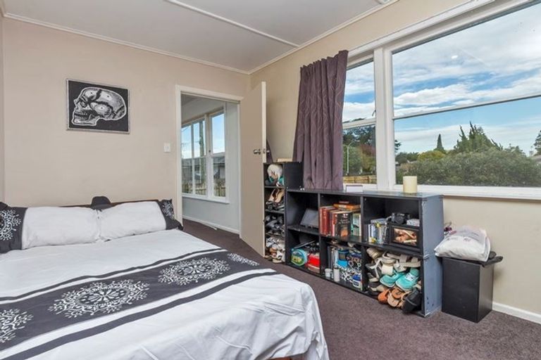 Photo of property in 22 Adams Road, Manurewa, Auckland, 2102