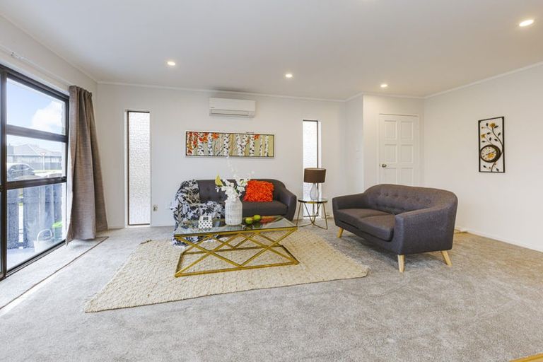 Photo of property in 2b Roys Road, Weymouth, Auckland, 2103